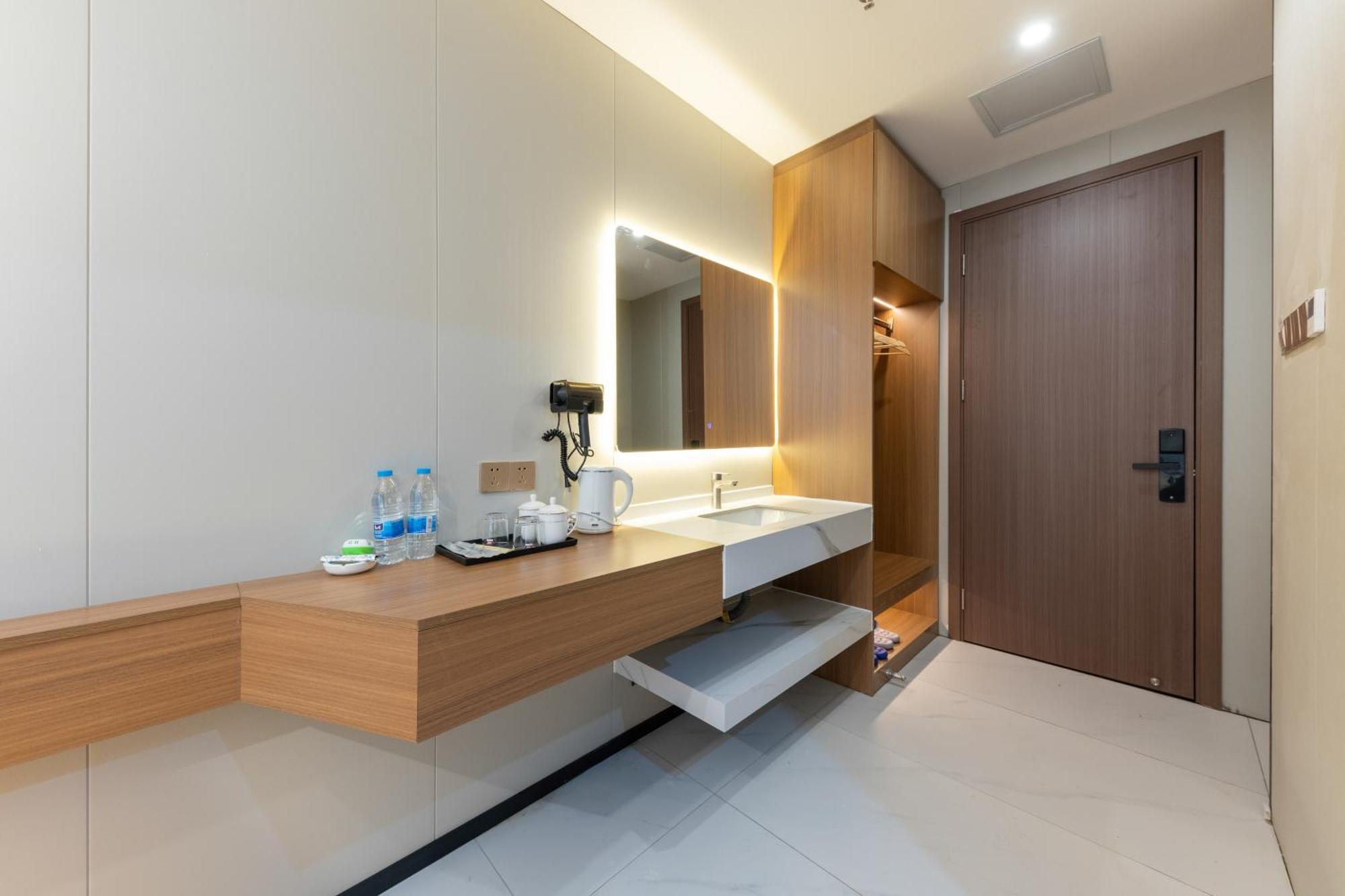 Guangzhou Haiyue Hotel Exterior photo